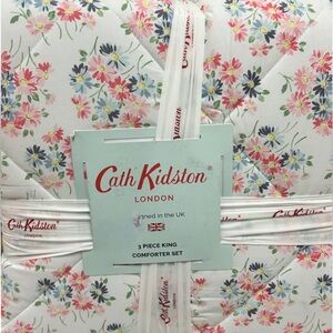 Cath Kidston Daisy Bouquet Multicolored Floral King Comforter Set 106”x92”